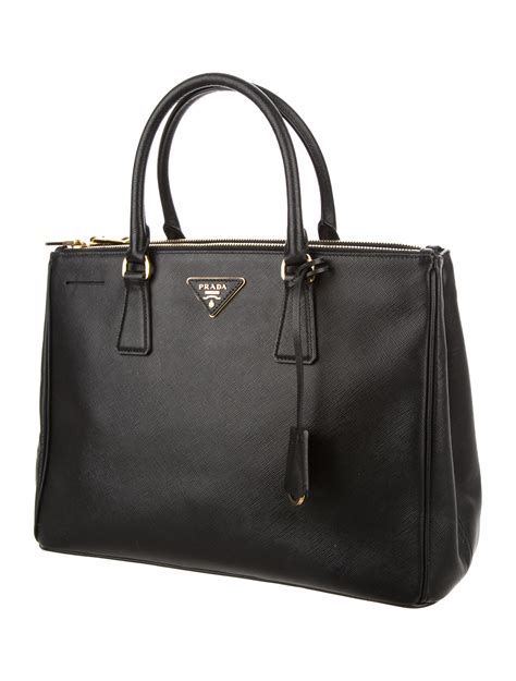 prada saffiano lux tote double zipper|Prada odette saffiano.